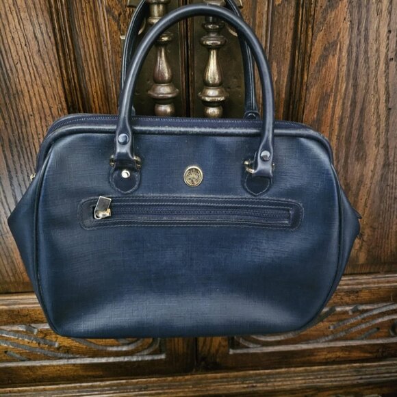 Liz Claiborne Handbag - Picture 1 of 1